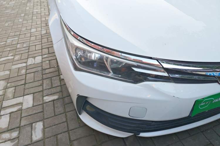 Used Toyota Corolla 2017 Revised Version 1.2T S-CVT GL-i Right Front Headlight
