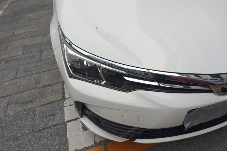 Used Toyota Corolla 2017 Revised Version 1.2T S-CVT GL-i Right Front Headlight