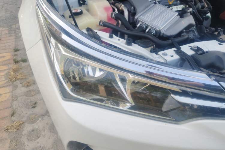 Used Toyota Corolla 2017 Revised Version 1.2T S-CVT GL Right Front Headlight