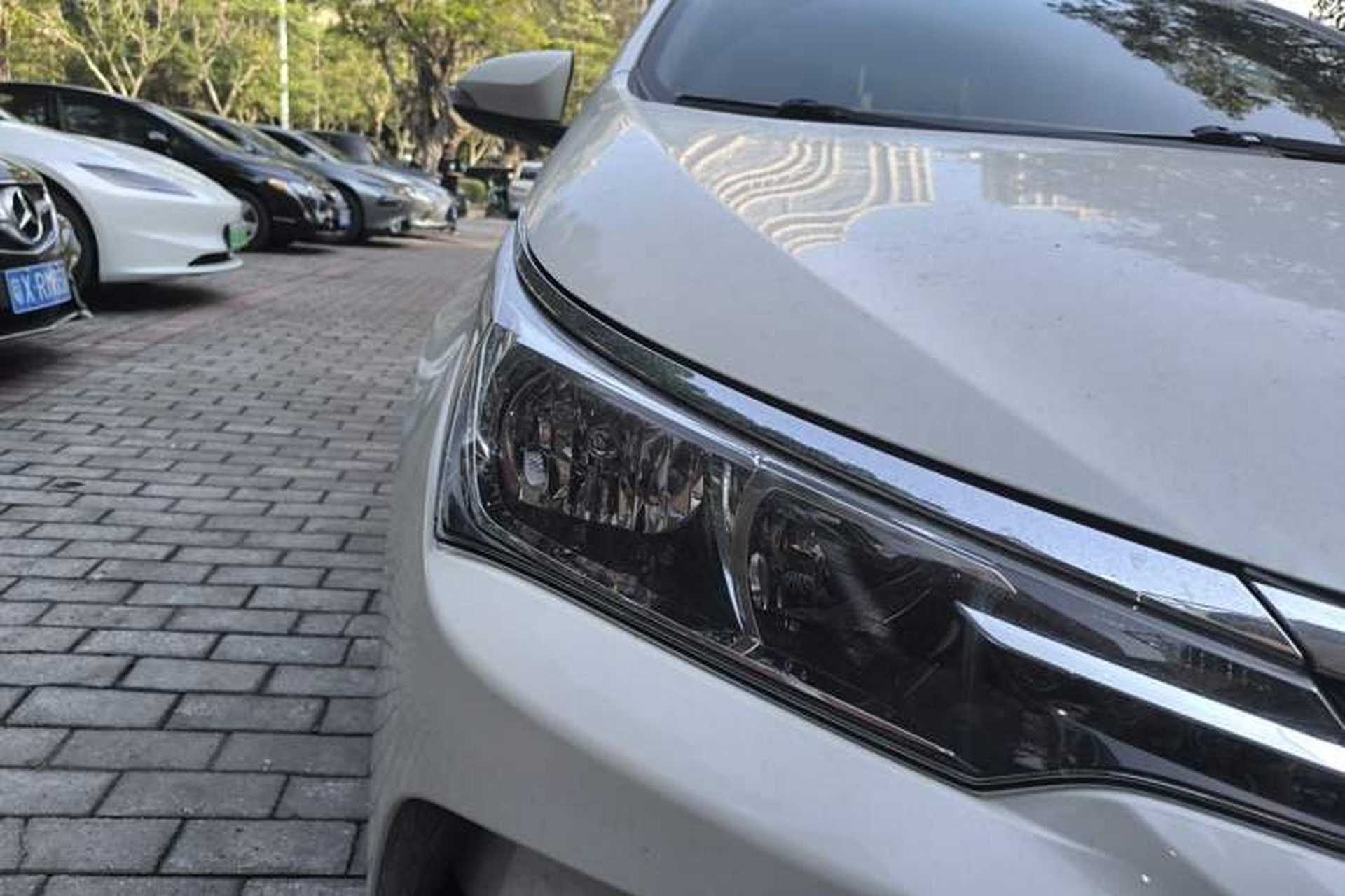 Used Toyota Corolla 2017 Revised Version 1.2T S-CVT GL Right Front Headlight