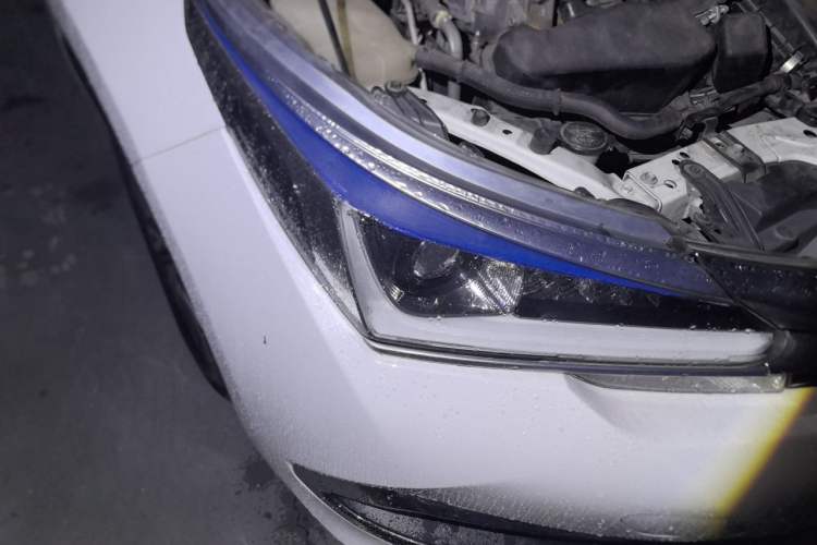 Used Toyota Corolla 2017 Revised Dual-Engine 1.8L E-CVT Leading Edition Right Front Headlight