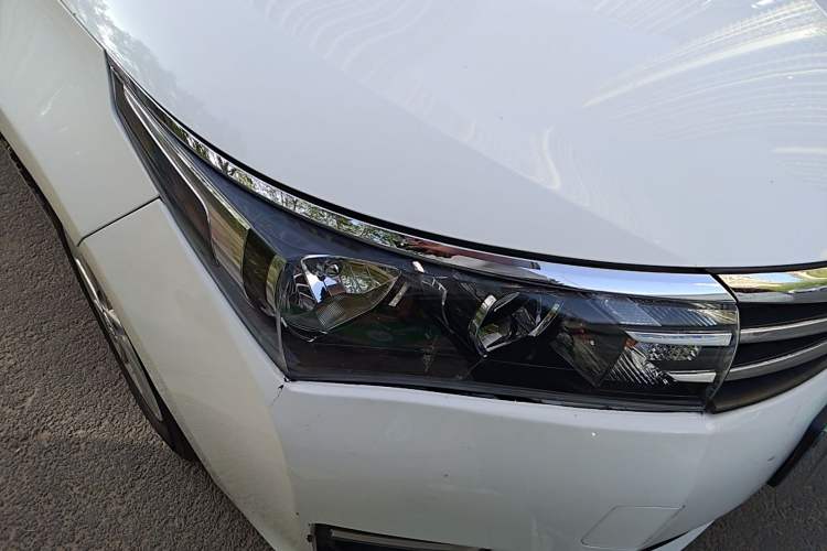 Used Toyota Corolla 2017 Revised Version 1.6L S-CVT GL Right Front Headlight