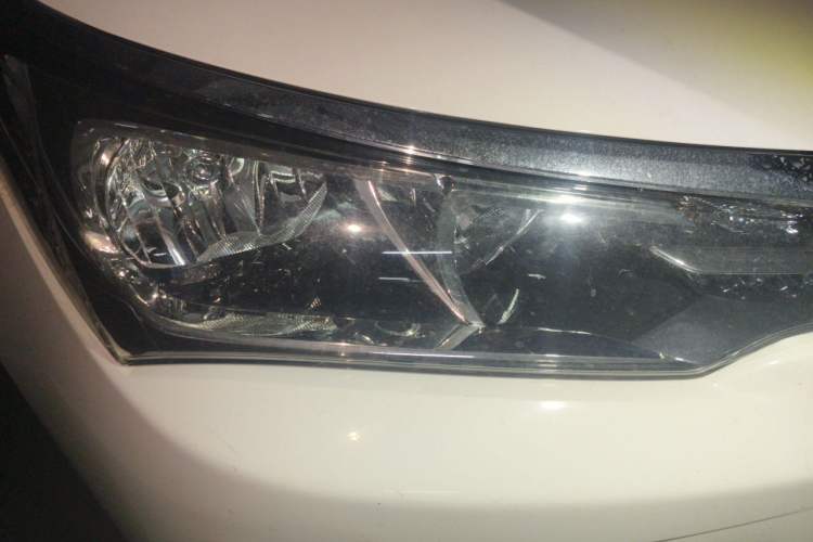 Used Toyota Corolla 2017 Revised Version 1.2T S-CVT GL-i Right Front Headlight