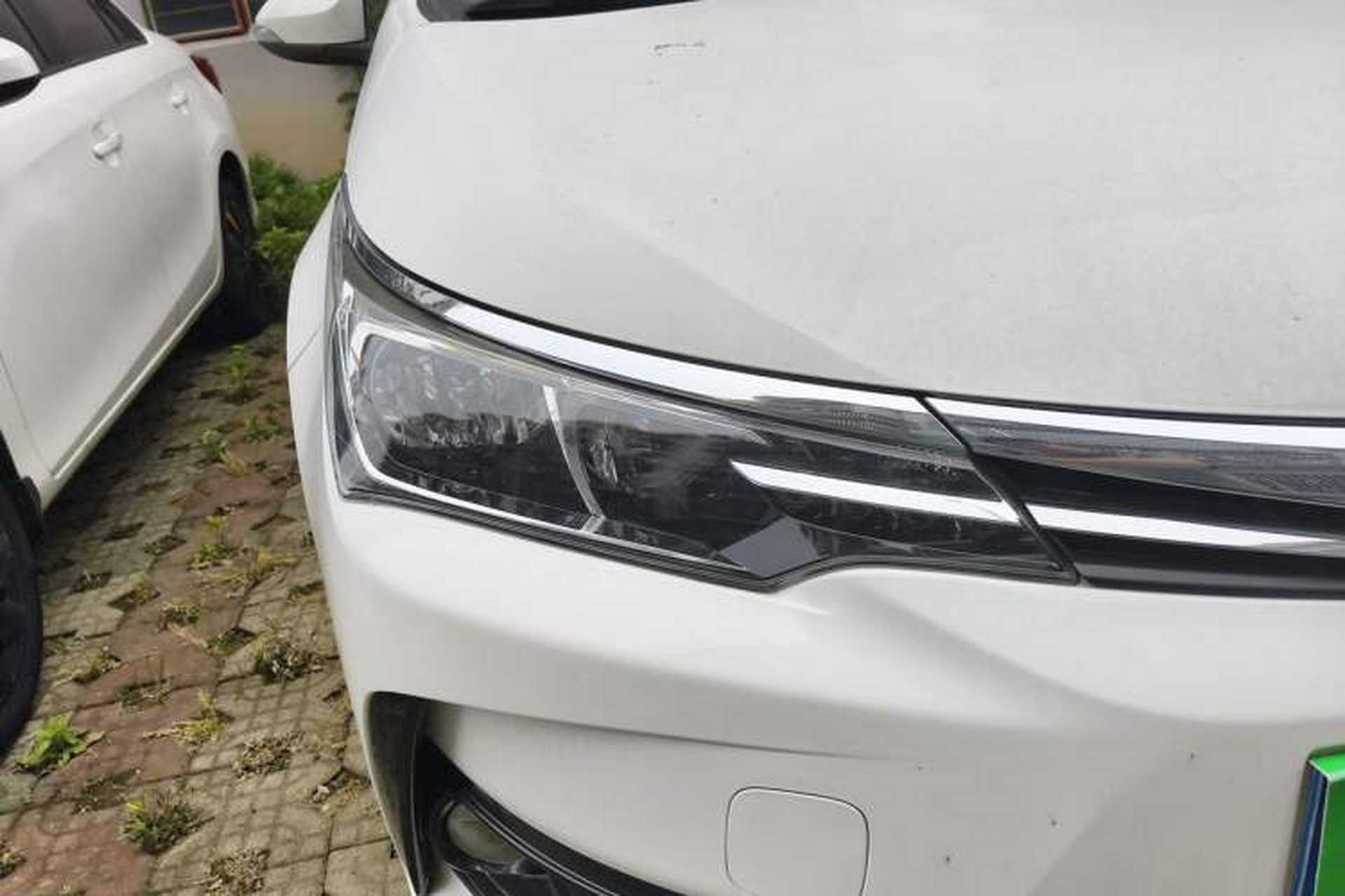 Used Toyota Corolla 2017 Revised Version 1.2T S-CVT GL-i Right Front Headlight