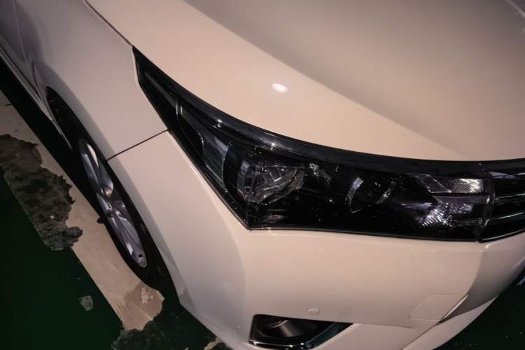 Used Toyota Corolla 2017 Revised Version 1.2T S-CVT GL-i Leather Edition Right Front Headlight