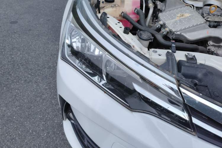Used Toyota Corolla 2017 Revised Version 1.2T S-CVT GL Right Front Headlight