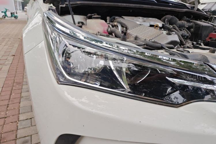 Used Toyota Corolla 2017 Revised Version 1.2T S-CVT GL Right Front Headlight