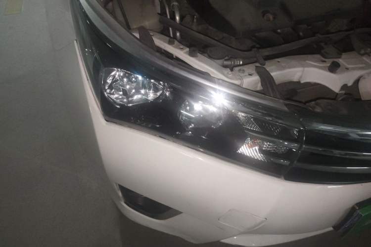 Used Toyota Corolla 2017 Revised Version 1.6L S-CVT GL Right Front Headlight