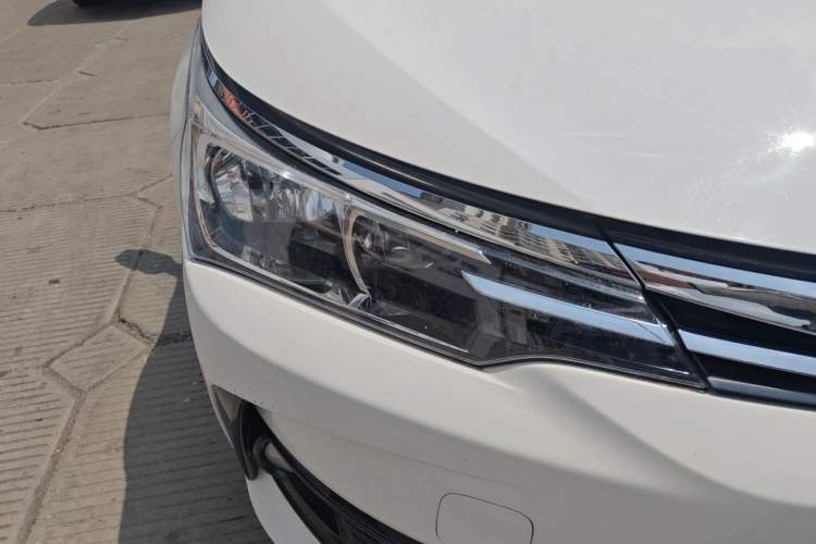 Used Toyota Corolla 2017 Revised Version 1.2T S-CVT GL Right Front Headlight