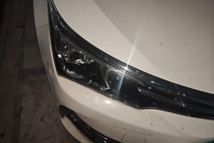 Used Toyota Corolla 2017 Revised Version 1.2T S-CVT GL-i Right Front Headlight