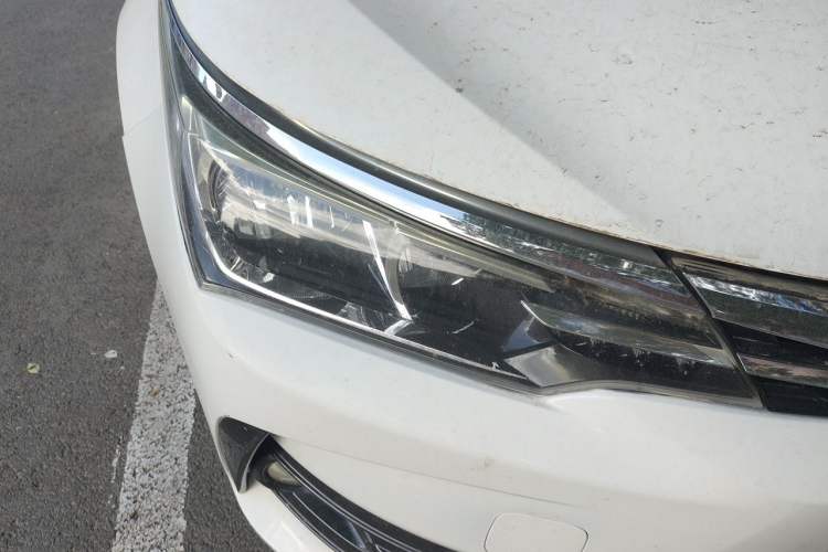 Used Toyota Corolla 2017 Revised Version 1.2T S-CVT GL-i Right Front Headlight