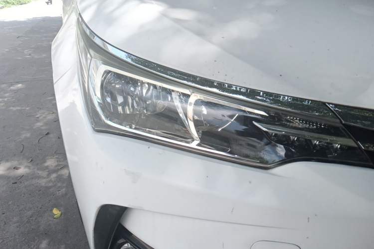 Used Toyota Corolla 2017 Revised Version 1.2T S-CVT GL-i Leather Edition Right Front Headlight