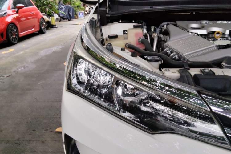Used Toyota Corolla 2017 1.2T CVT GL-i Leather Edition Right Front Headlight
