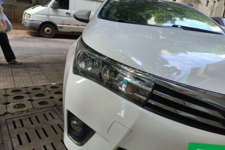 Used Toyota Corolla 2017 1.6L CVT GL Right Front Headlight