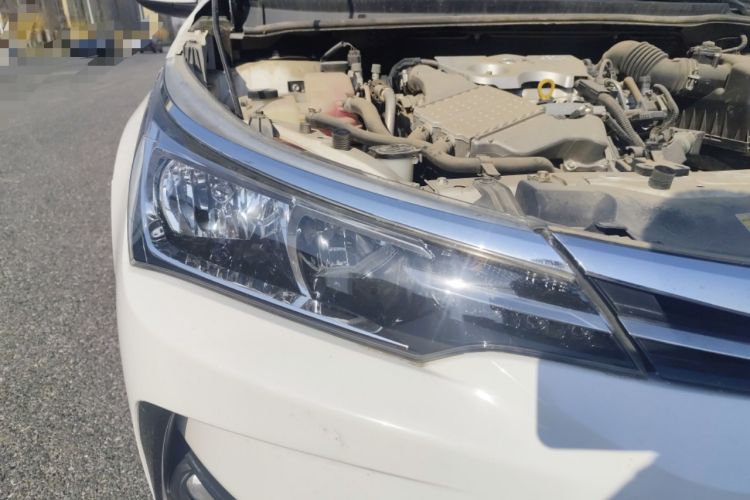 Used Toyota Corolla 2017 Revised Version 1.2T S-CVT GL Right Front Headlight