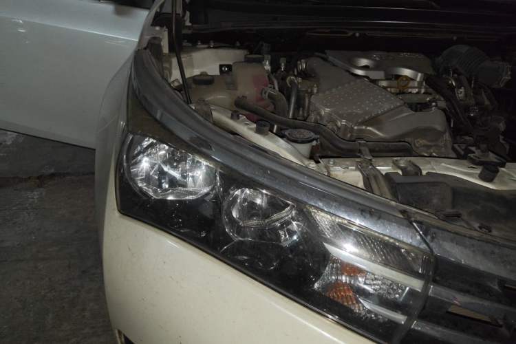 Used Toyota Corolla 2017 1.2T CVT GL Right Front Headlight