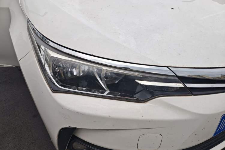 Used Toyota Corolla 2017 Revised Version 1.2T S-CVT GL-i Right Front Headlight
