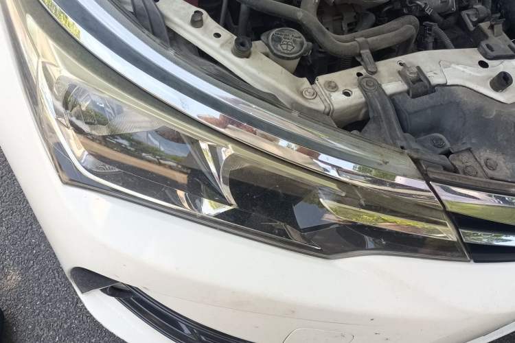 Used Toyota Corolla 2017 Revised Version 1.2T S-CVT GL Right Front Headlight