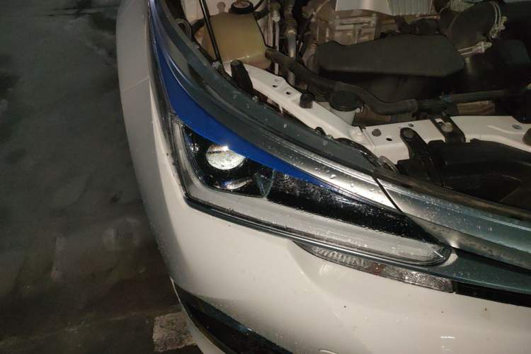 Used Toyota Corolla 2017 Revised Dual-Engine 1.8L E-CVT Leading Edition Right Front Headlight