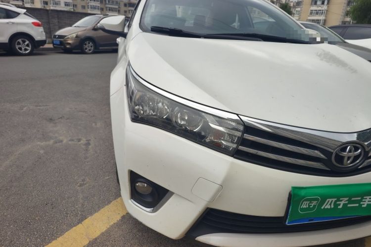 Used Toyota Corolla 2017 1.2T CVT GL Right Front Headlight