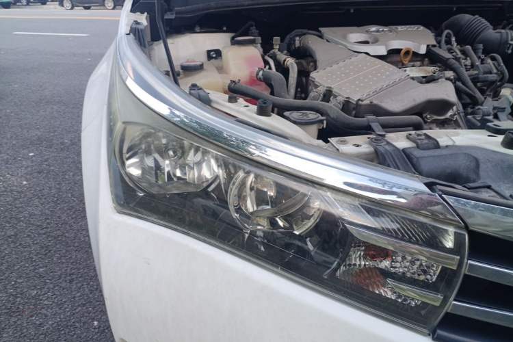 Used Toyota Corolla 2017 1.2T CVT GL Right Front Headlight