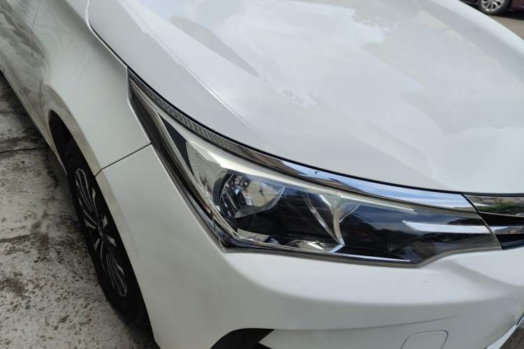 Used Toyota Corolla 2017 Revised Version 1.2T S-CVT GL-i Right Front Headlight
