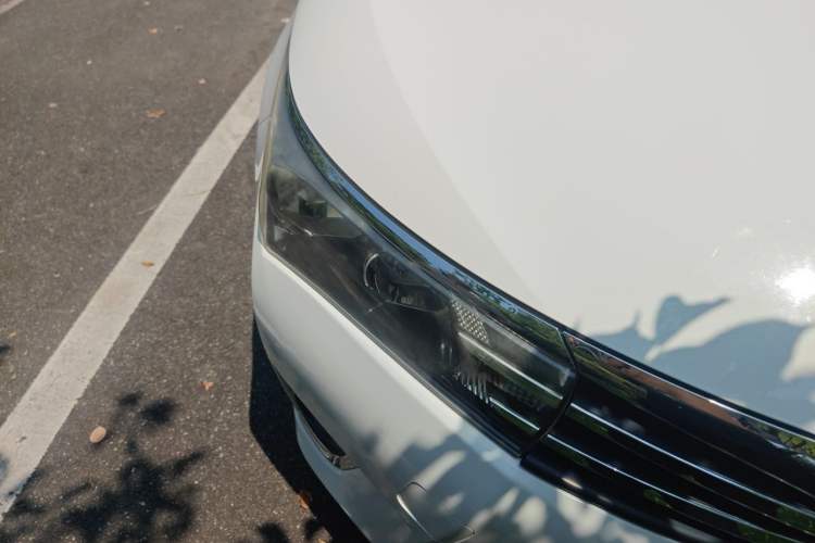 Used Toyota Corolla 2017 1.6L CVT GL Right Front Headlight