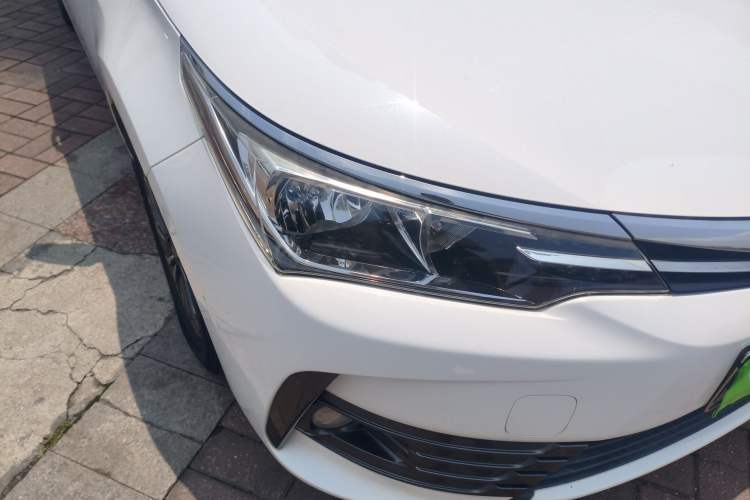 Used Toyota Corolla 2017 Revised Version 1.2T S-CVT GL Right Front Headlight