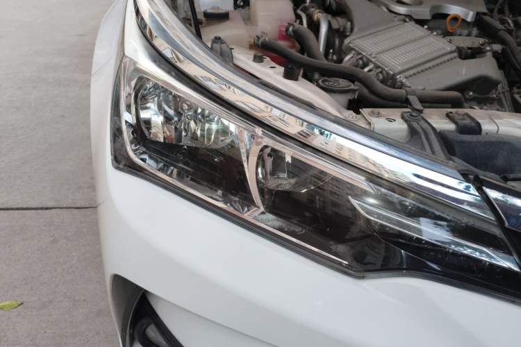 Used Toyota Corolla 2017 Revised Version 1.2T S-CVT GL-i Right Front Headlight
