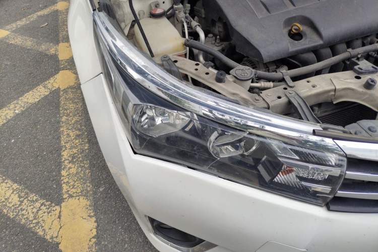 Used Toyota Corolla 2017 1.6L CVT GL Right Front Headlight