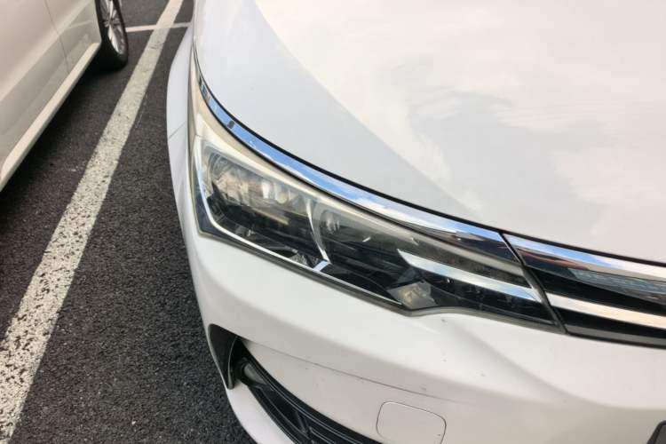 Used Toyota Corolla 2017 Revised Version 1.2T S-CVT GL-i Right Front Headlight