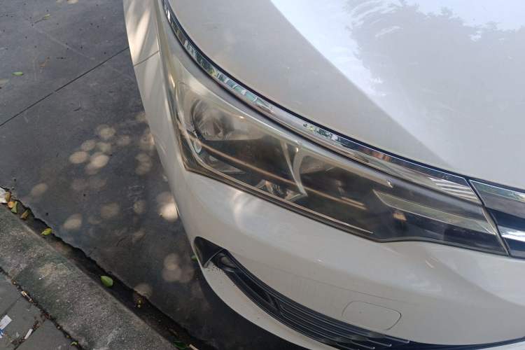 Used Toyota Corolla 2017 Revised Version 1.2T S-CVT GL-i Right Front Headlight