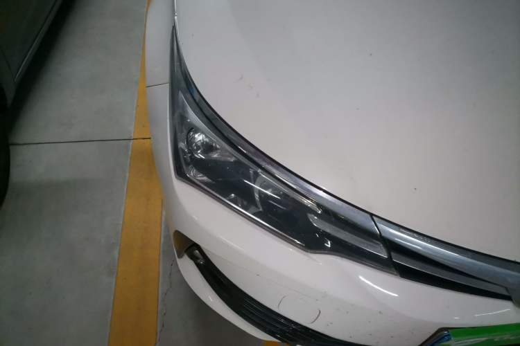 Used Toyota Corolla 2017 Revised Version 1.2T S-CVT GL Right Front Headlight
