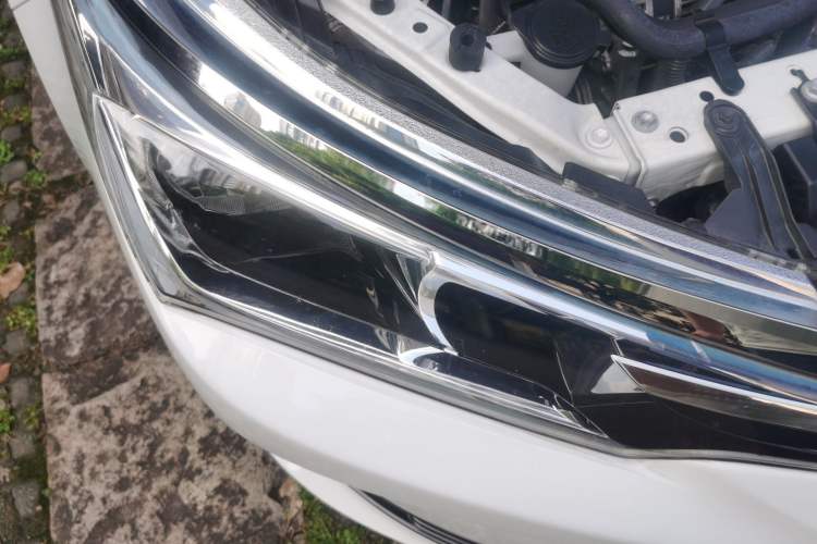 Used Toyota Corolla 2017 Revised Version 1.2T S-CVT GL Right Front Headlight