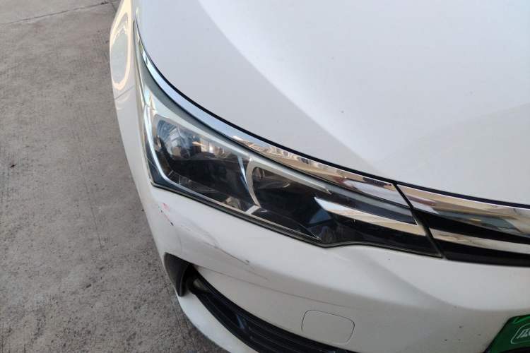 Used Toyota Corolla 2017 Revised Version 1.2T S-CVT GL Right Front Headlight