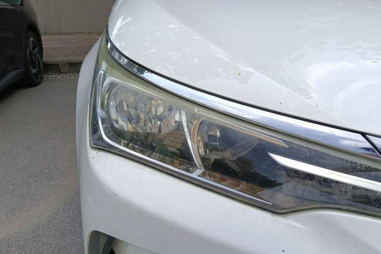 Used Toyota Corolla 2017 1.2T CVT GL Right Front Headlight