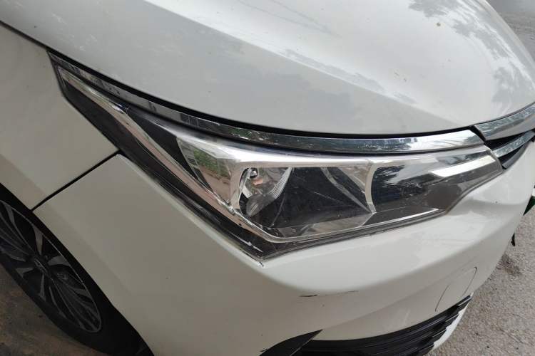 Used Toyota Corolla 2017 Revised Version 1.2T S-CVT GL-i Right Front Headlight