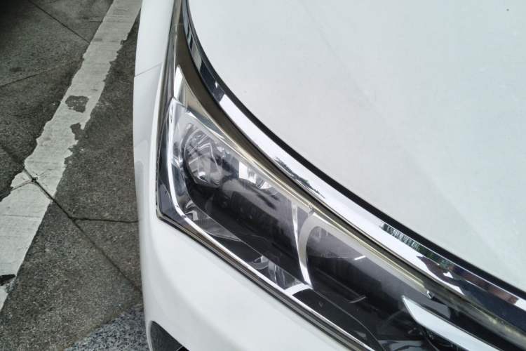 Used Toyota Corolla 2017 Revised Version 1.2T S-CVT GL Right Front Headlight