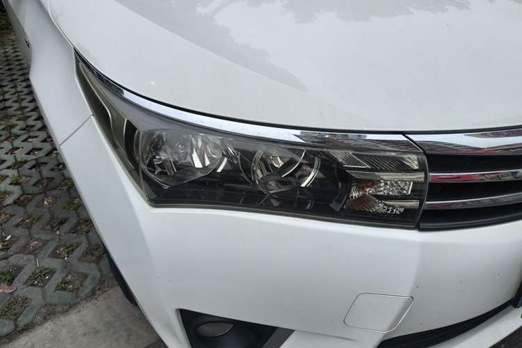 Used Toyota Corolla 2017 Revised Version 1.6L S-CVT GL Right Front Headlight