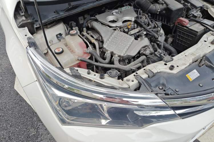 Used Toyota Corolla 2017 Revised Version 1.2T S-CVT GL Right Front Headlight