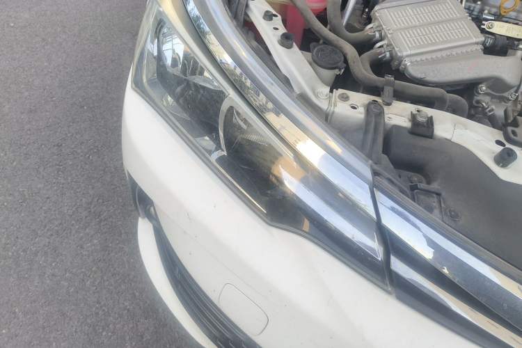Used Toyota Corolla 2017 Revised Version 1.2T S-CVT GL-i Right Front Headlight