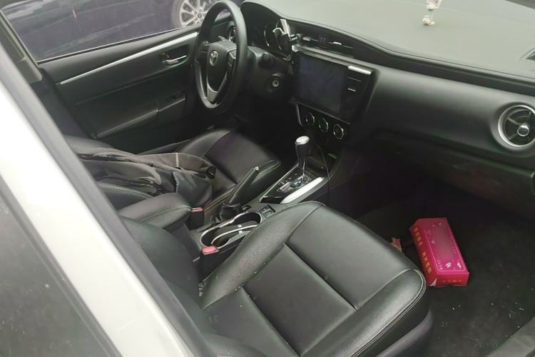 Used Toyota Corolla 2017 Revised Version 1.2T S-CVT GL Right Front Seat