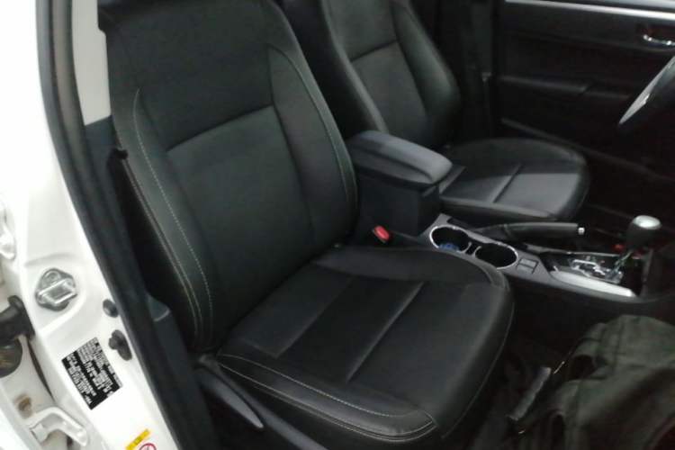 Used Toyota Corolla 2017 Revised Version 1.2T S-CVT GL Right Front Seat