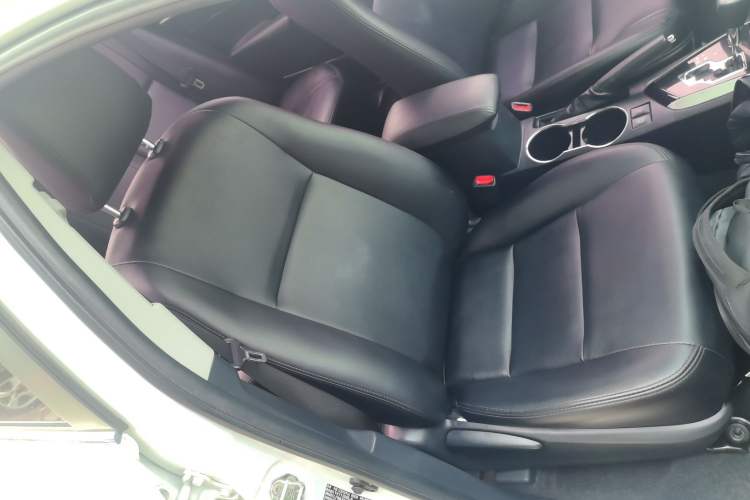 Used Toyota Corolla 2017 Revised Version 1.2T S-CVT GL Right Front Seat