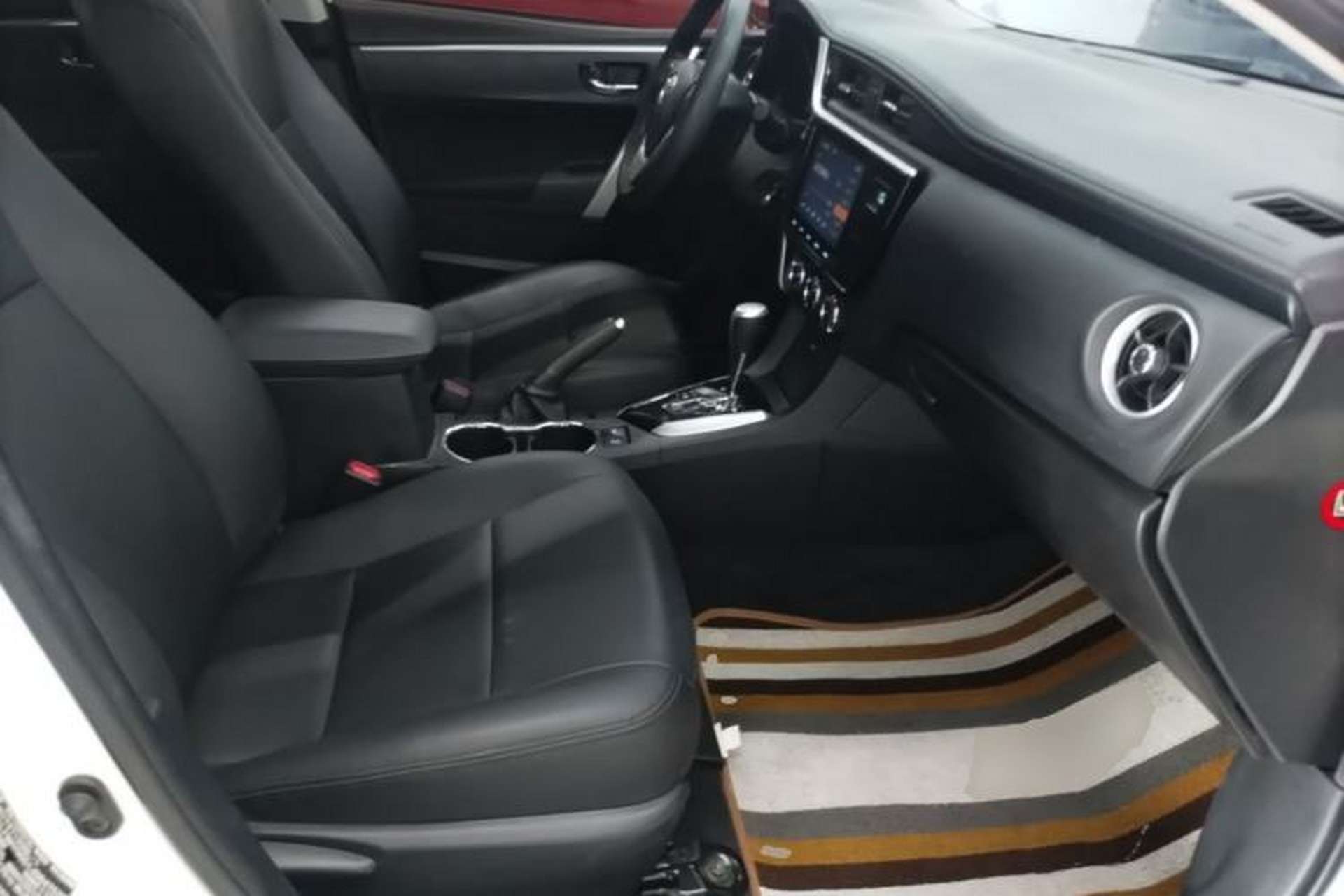 Used Toyota Corolla 2017 Revised Version 1.2T S-CVT GL-i Right Front Seat