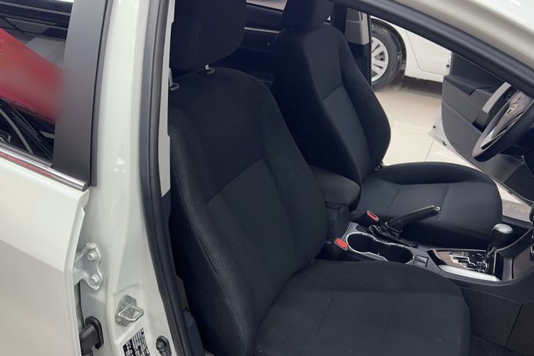 Used Toyota Corolla 2017 Revised Version 1.2T S-CVT GL-i Right Front Seat
