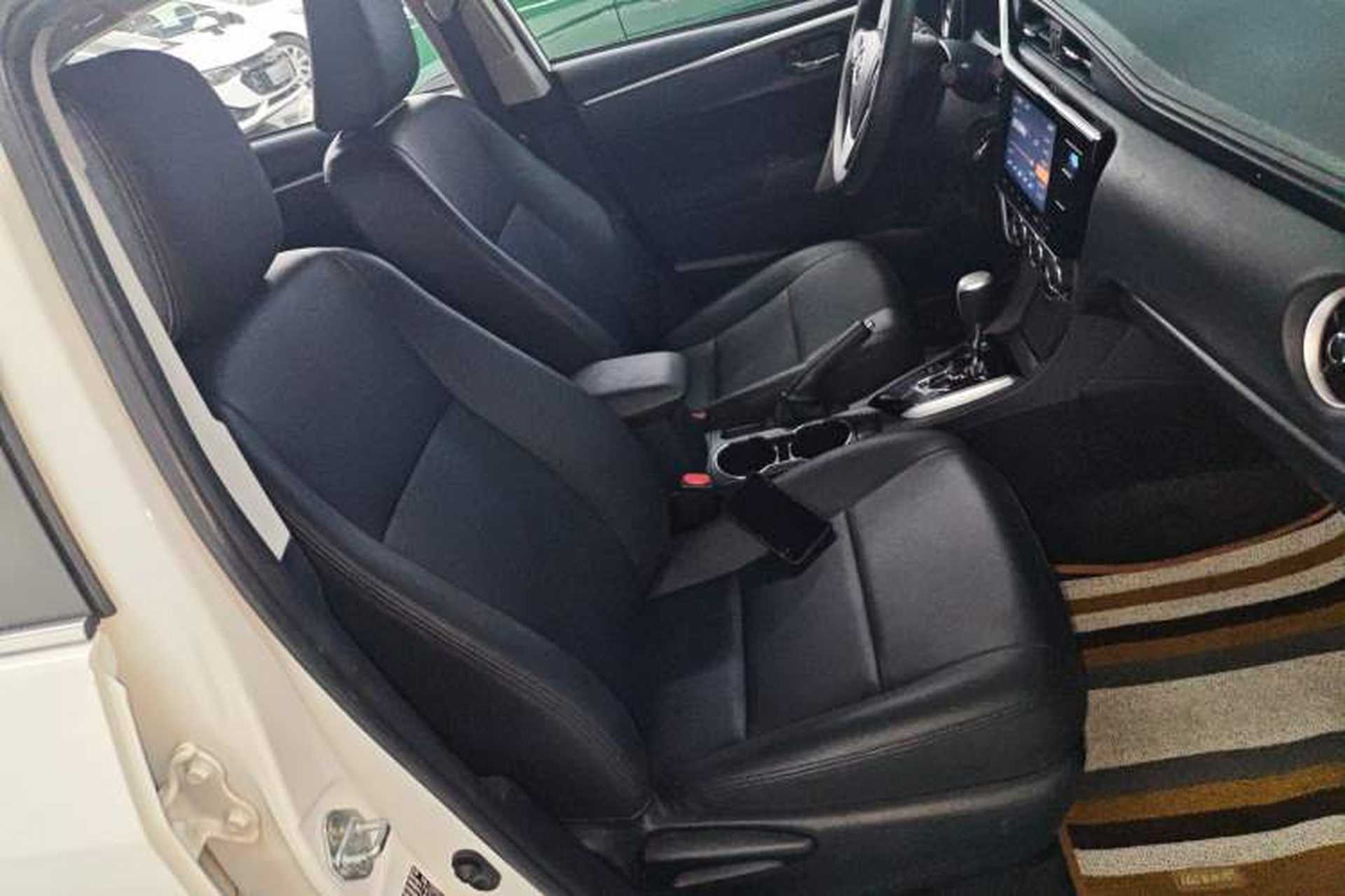 Used Toyota Corolla 2017 Revised Version 1.2T S-CVT GL-i Right Front Seat