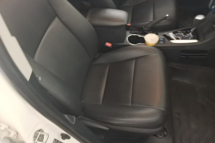 Used Toyota Corolla 2017 Revised Version 1.2T S-CVT GL Right Front Seat