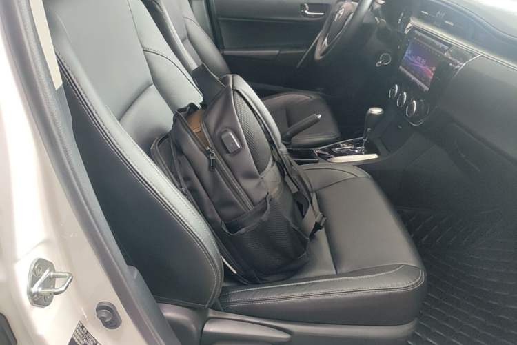 Used Toyota Corolla 2017 1.2T CVT GL-i Leather Edition Right Front Seat