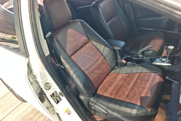 Used Toyota Corolla 2017 Revised Version 1.2T S-CVT GL Right Front Seat